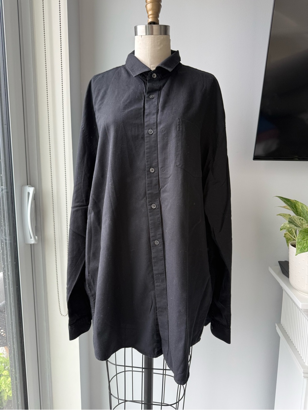 Frank & Oak Men's Black Long-Sleeve Button-Down Shirt